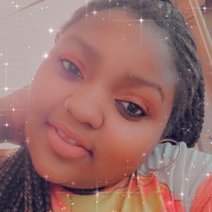 Meet your Posher, Tia